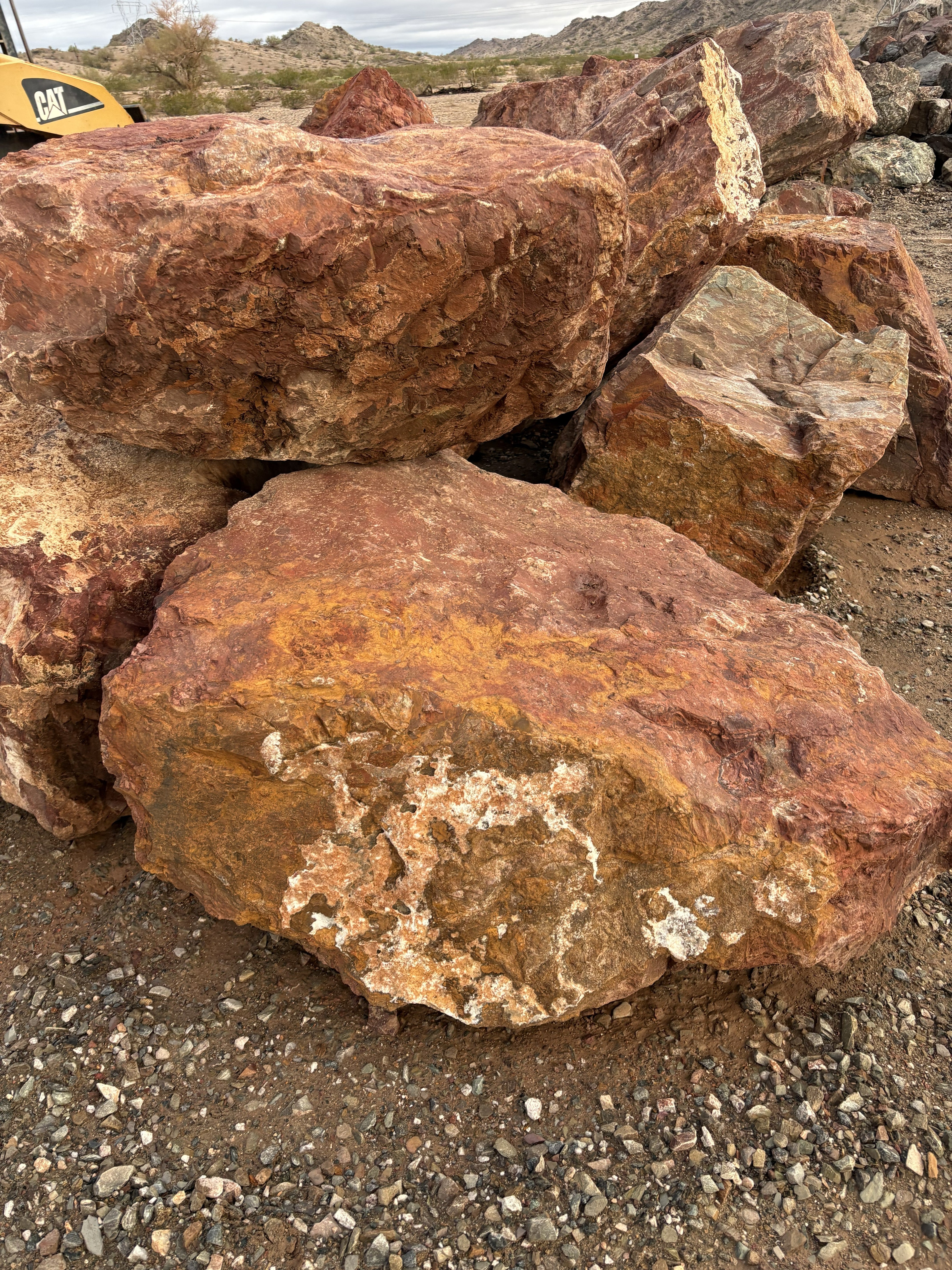 Granite Boulders 12-18" — photo 2